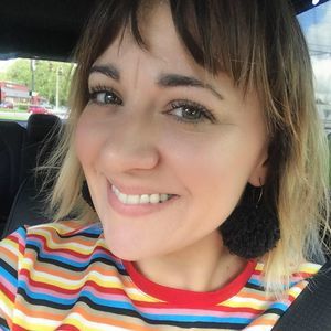 Meet your Posher, Rebecca